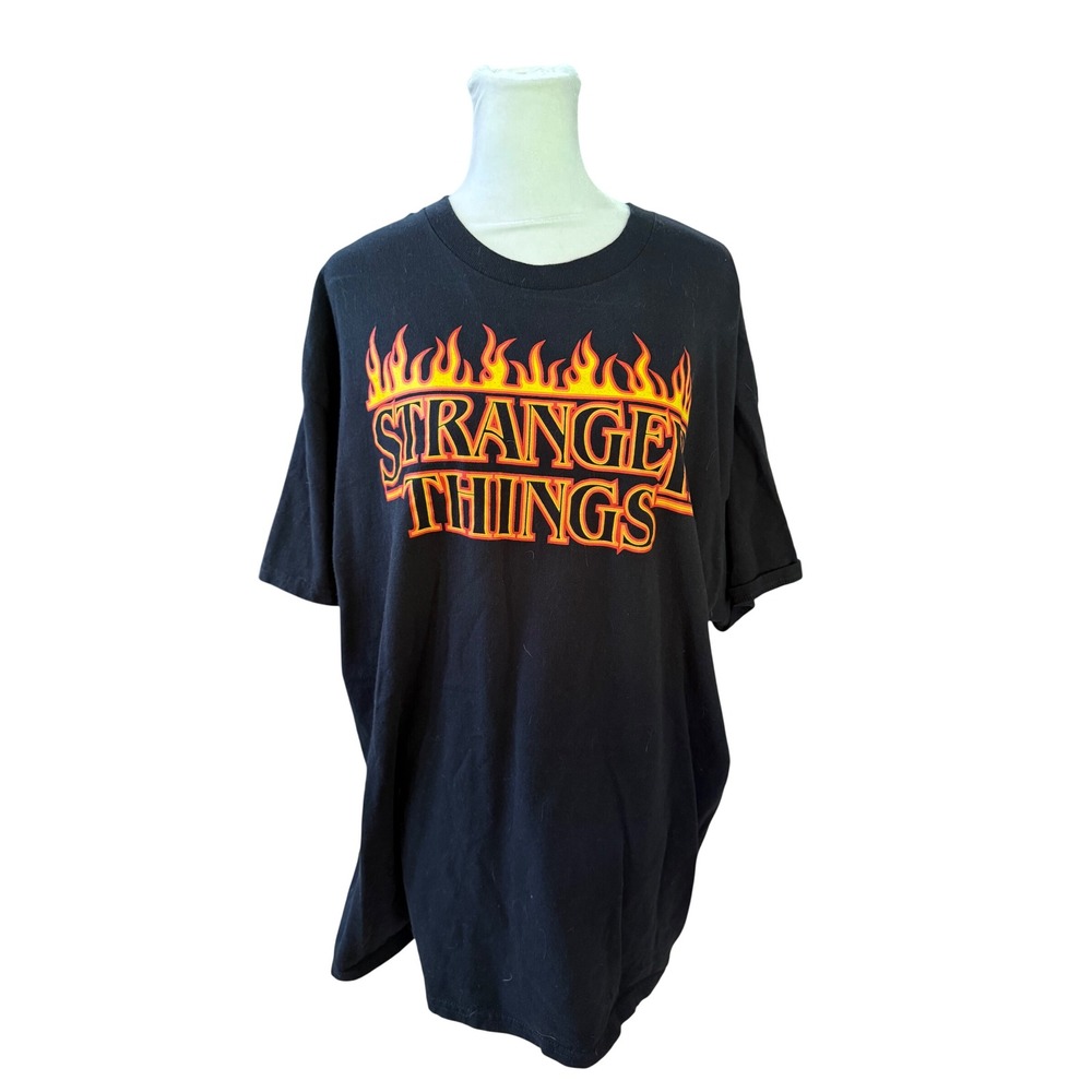 Stranger Things Netflix Graphic T-Shirt Mens XL Black Flame Logo Cotton Tee